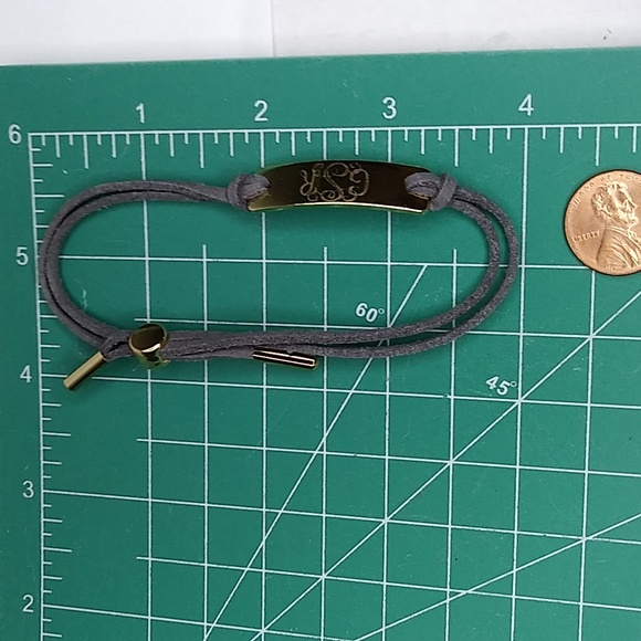 MARKEY LILLY Monogrammed Suede Bracelet CSR Grey - Picture 6 of 6